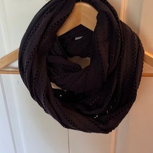 GAP infinity scarf